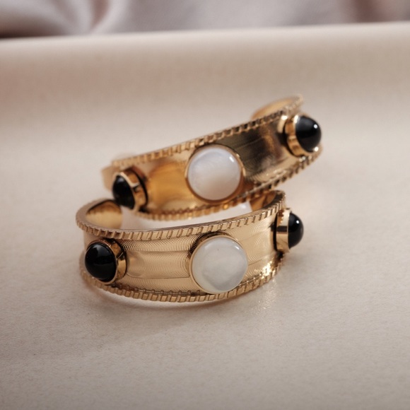 The C shape earrings - Picture 4 of 6